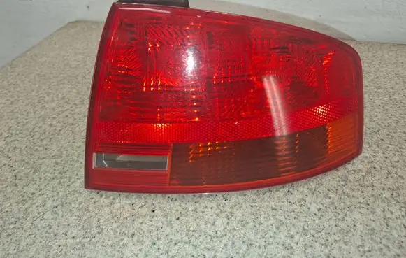 Audi A4 S4 B8 8K Rear/tail lights 8E5945096