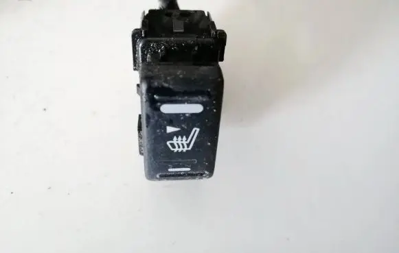 Nissan X-Trail T30 Seat heating switch
