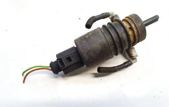 Windscreen/windshield washer pump