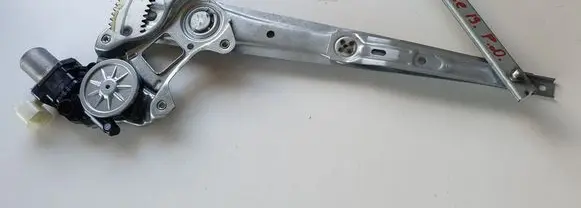 Mitsubishi Eclipse Cross Front door window regulator motor 0620403730