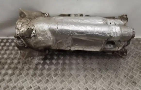 Volvo V60 Exhaust heat shield 32260445