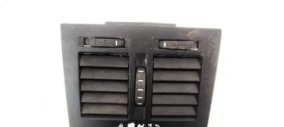 Skoda Octavia Mk2 (1Z) Dash center air vent grill 1Z0819203