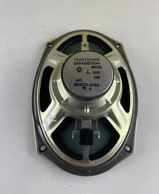 Dodge RAM 1500 DS Front door speaker 05091019AB