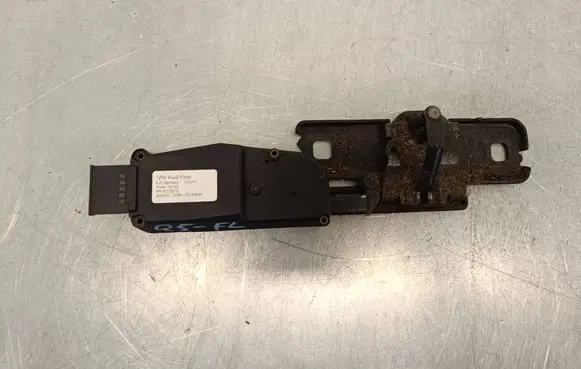 Audi Q5 SQ5 8R Tailgate/trunk/boot lift motor 4F9827383G 030214 0059163
