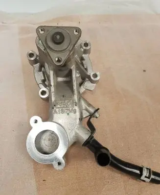 Ford Mustang VI Water pump BR3E8505DA 0912