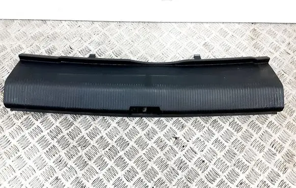 Volkswagen PASSAT B7 USA Trunk/boot sill cover protection 561863459