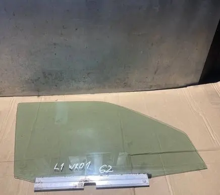 Mercedes-Benz 190 W201 Front door window glass four-door 43R001057 DOT27M23000AS2