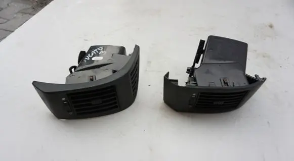 Fiat Ducato Dashboard side air vent grill/cover trim