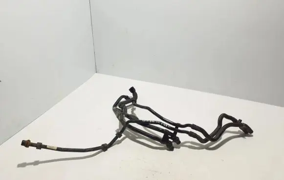 Volkswagen Golf VII Engine coolant pipe/hose 5Q1819885E