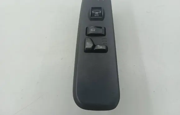 Saab 9-7X Seat heating switch 15857289