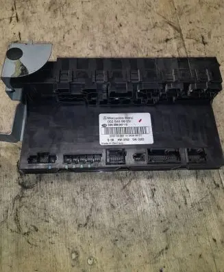 Mercedes-Benz E W211 Comfort/convenience module 0025459901 5DK00804710