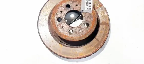 Volvo V70 Rear brake disc neventiliuojamas