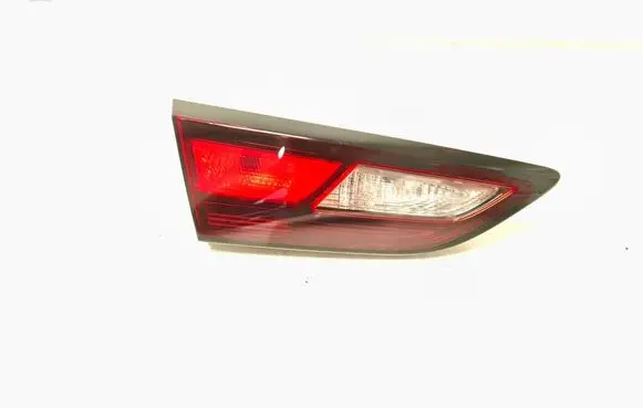 Tailgate rear/tail lights
