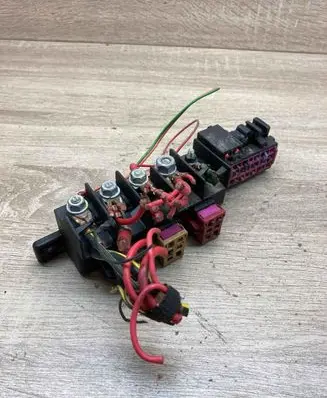 Audi A4 S4 B5 8D Other relay 8L0941822A 896083000
