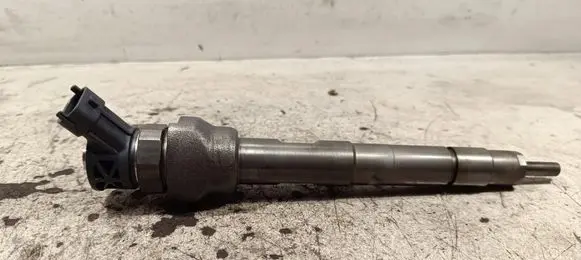 Jaguar XE Fuel injector 0445111025