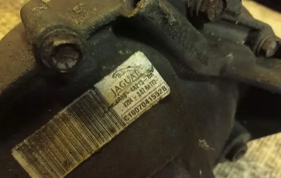 Jaguar S-Type Rear differential 4R834A213BA 2R8W4384BA GJS40015