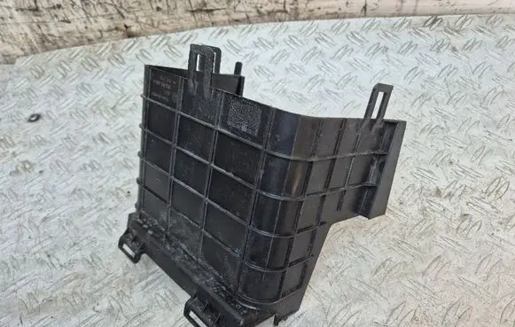 Battery box tray