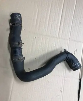 BMW 5 F10 F11 Engine coolant pipe/hose 14837810 2754221