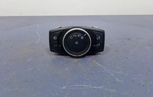 Ford Escape III Light switch GJ5T-13A024-AA