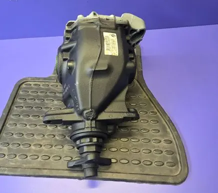 BMW 3 F30 F35 F31 Rear differential 7605589 E27091281 0712052106900003