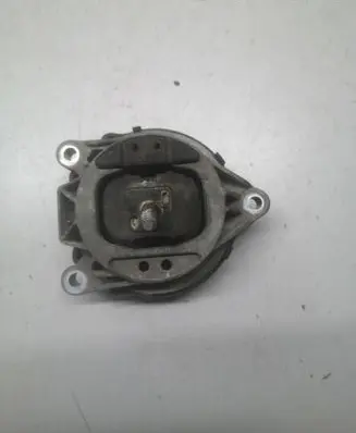 BMW X3 F25 Engine mount bracket 6785711 180912