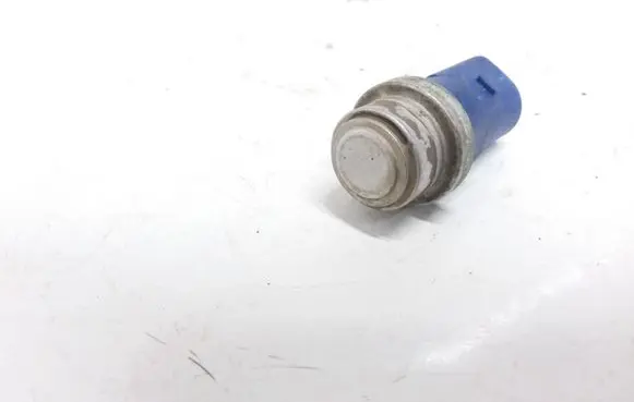 Audi A6 S6 C5 4B Coolant temperature sensor 8D0959481B