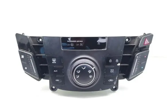 Hyundai i40 Climate control unit 972503ZRC0 C200345210A