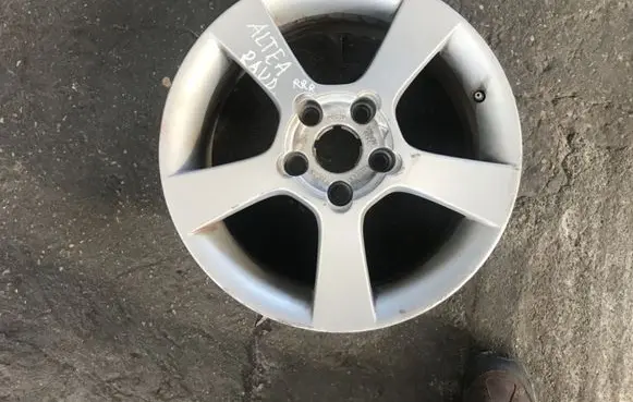 Seat Altea R16 alloy rim 5P0601025A