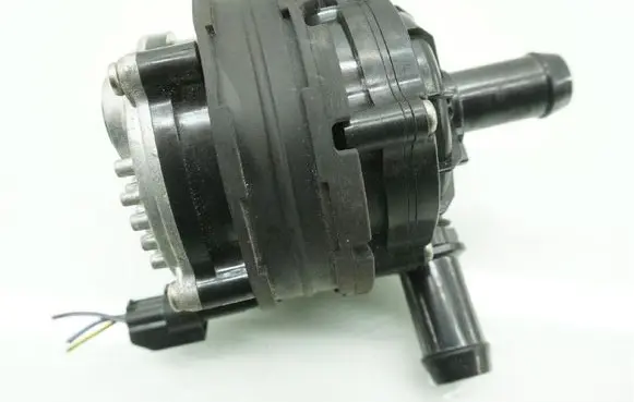 Ford Transit Custom II Water pump PZ31-8K577-BBC