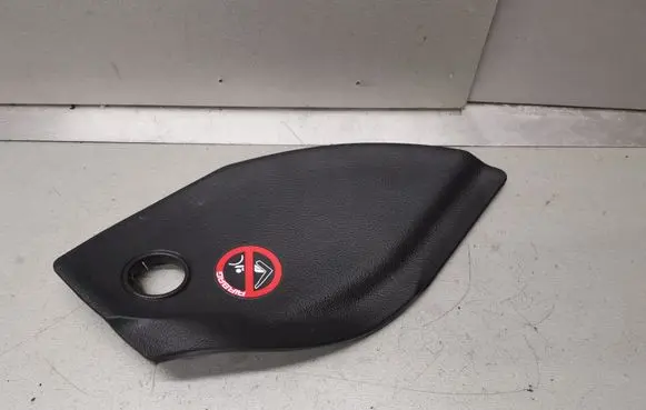 Dashboard side end trim