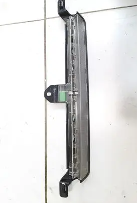 Volvo V70 Third/center stoplight 8658948