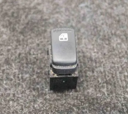 Hyundai Elantra Electric window control switch