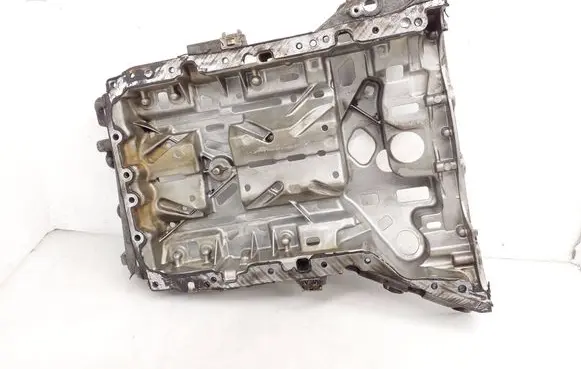 Mercedes-Benz C W204 Oil sump A6510140200