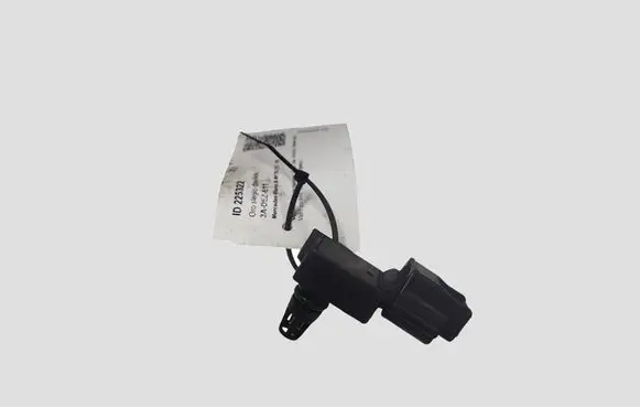 Mercedes-Benz A W176 Air pressure sensor 0281008108