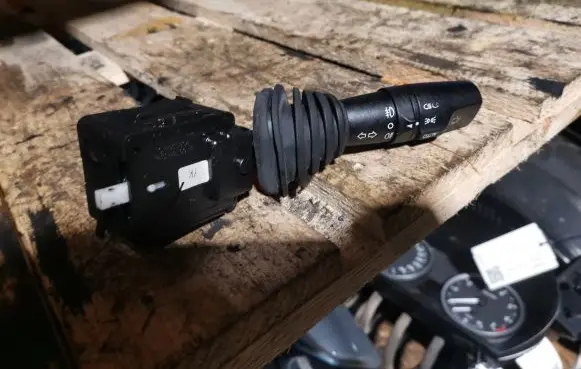 Chevrolet Captiva Indicator stalk