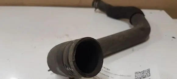 Peugeot 3008 I Engine coolant pipe/hose 834