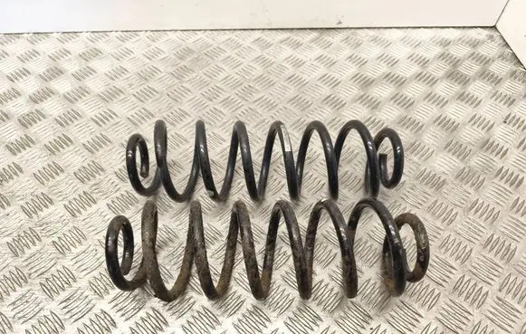 Volkswagen Touran I Rear coil spring 
