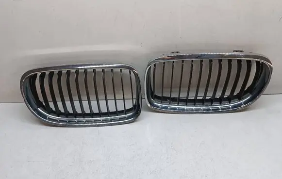 BMW 3 E90 E91 Front grill 7201968 7201967
