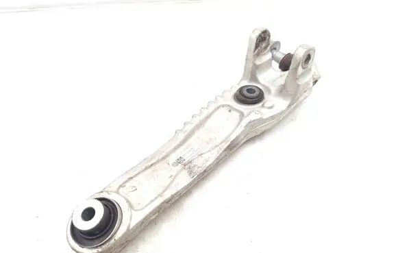 Front lower control arm/wishbone