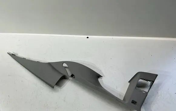 Chevrolet Camaro (C) pillar trim GMG1001 84116356