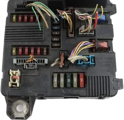 Renault Megane II BSM Control unit 8200306033 S118399300G UPCX84N3