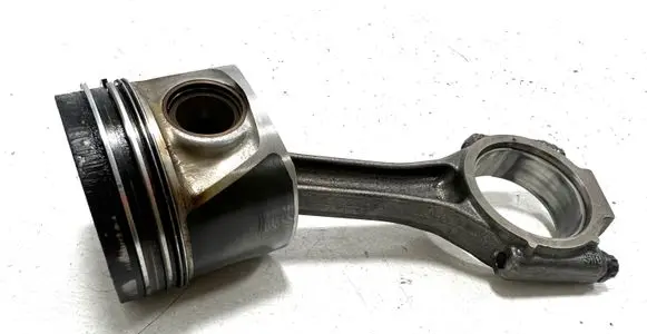 Dodge Journey Piston with connecting rod 038JDE S86V400
