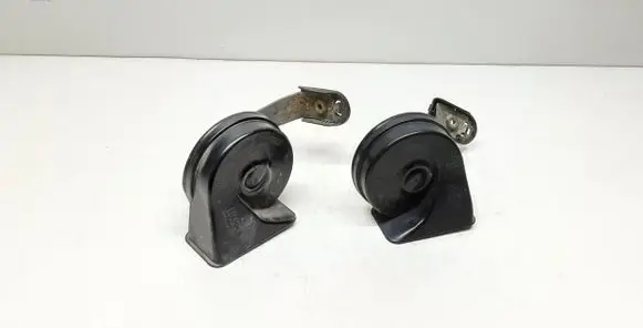 Volvo V60 Horn signal 30796896 30796897