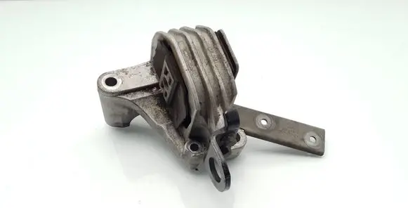 Engine mount bracket