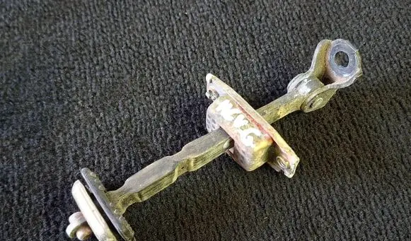 Honda Civic Rear door check strap stopper