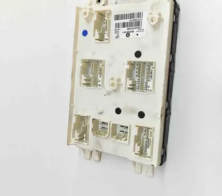 Maserati Ghibli Central body control module 670108125 68406047AB