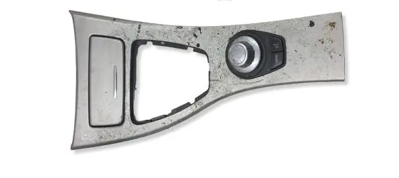BMW 3 E90 E91 Center console 