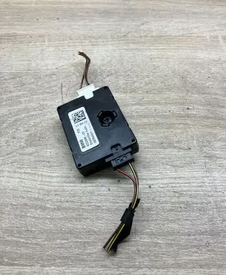 BMW X3 F25 Aerial antenna amplifier 9202996