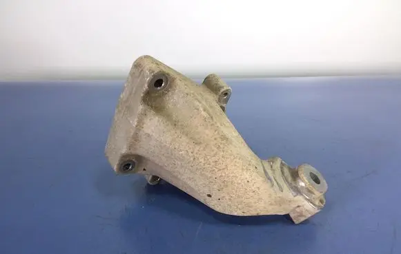 Mercedes-Benz E W211 Engine mount vacuum valve A6422230104