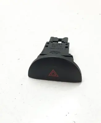Nissan X-Trail T30 Hazard light switch 06016